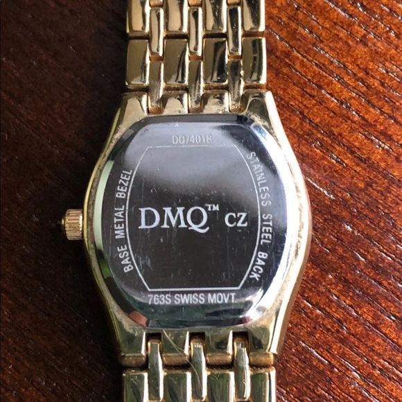 DMQ Watch - Picture 4 of 6